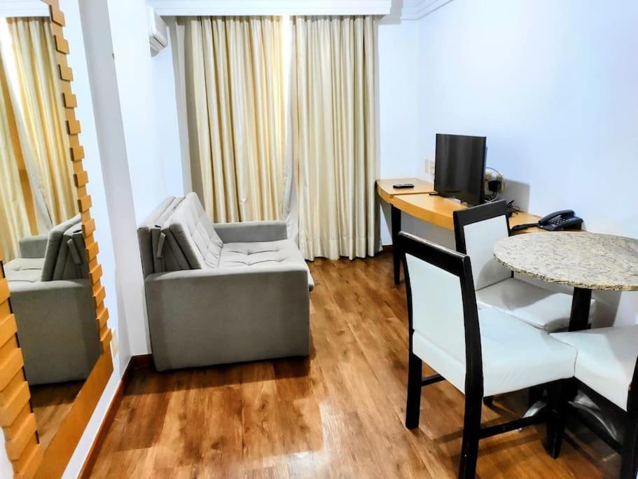Flat Mercure - Centro De A012 *